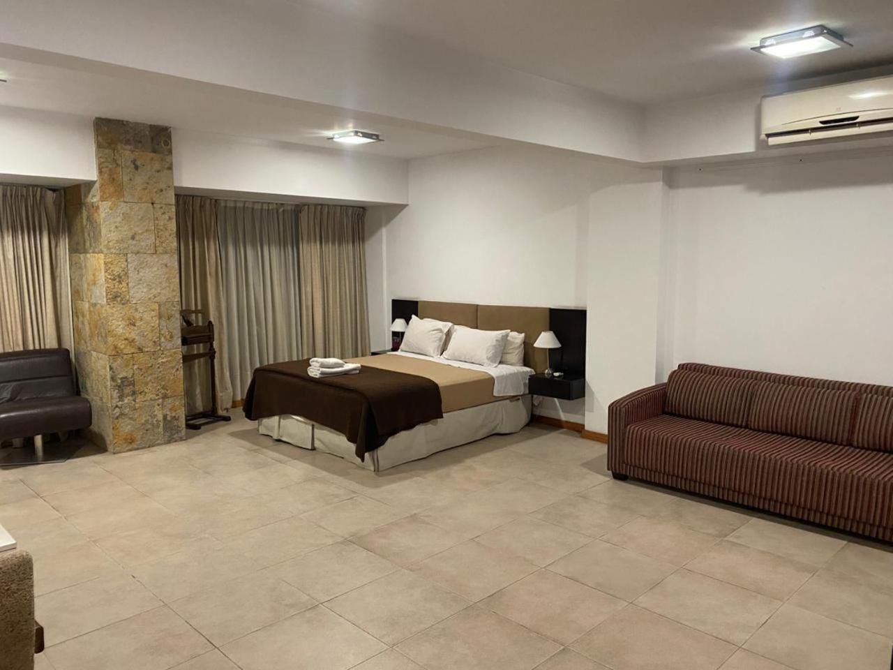 De Los Arroyos Apart Hotel San Nicolas de los Arroyos Bagian luar foto