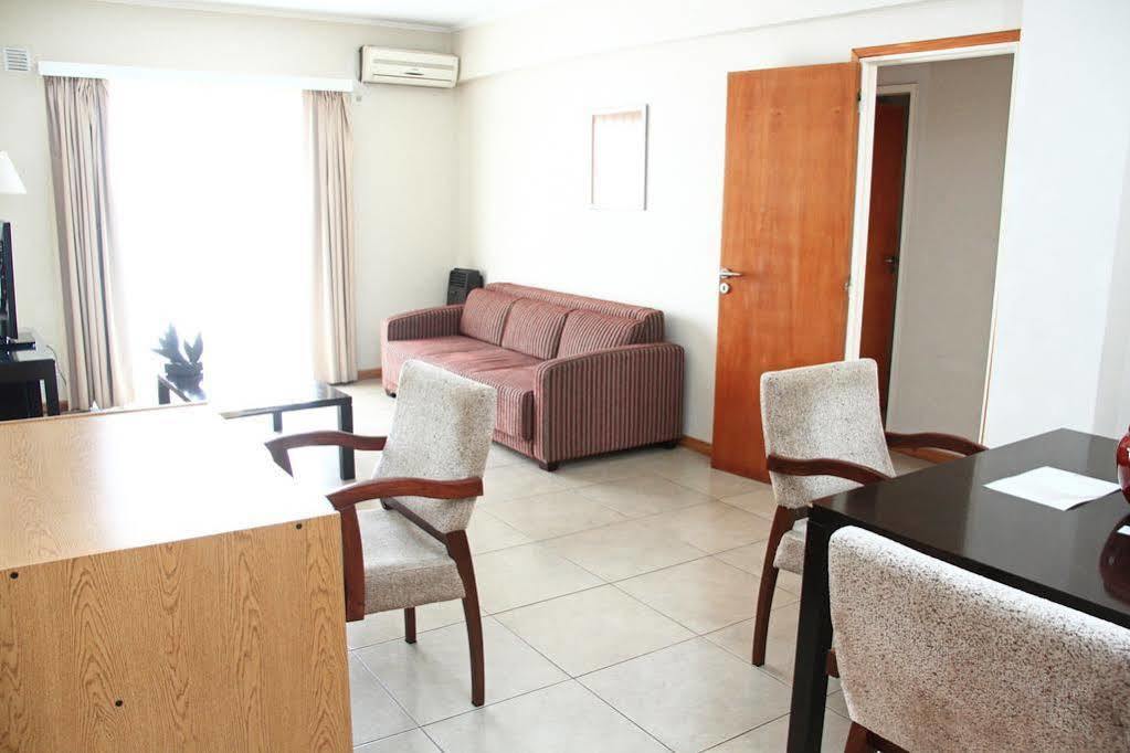 De Los Arroyos Apart Hotel San Nicolas de los Arroyos Bagian luar foto